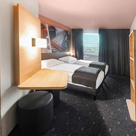 B&B Hotel Dessau Дессау