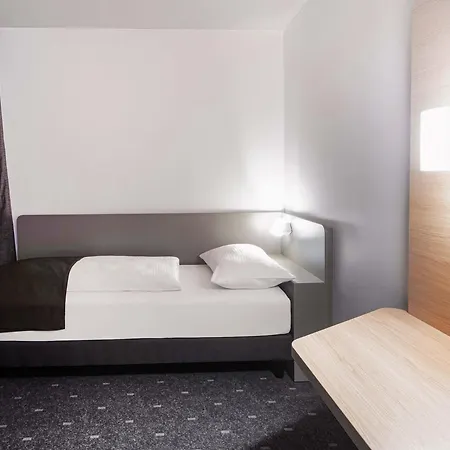 B&B Hotel Dessau מלון Dessau-Rosslau